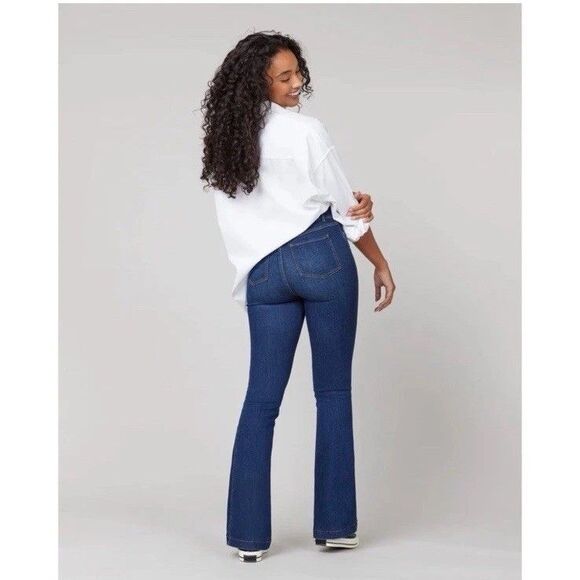Spanx Flare Jeans XS Petite Midnight Shade Dark Wash Pull On Shaping High Rise - Picture 2 of 12
